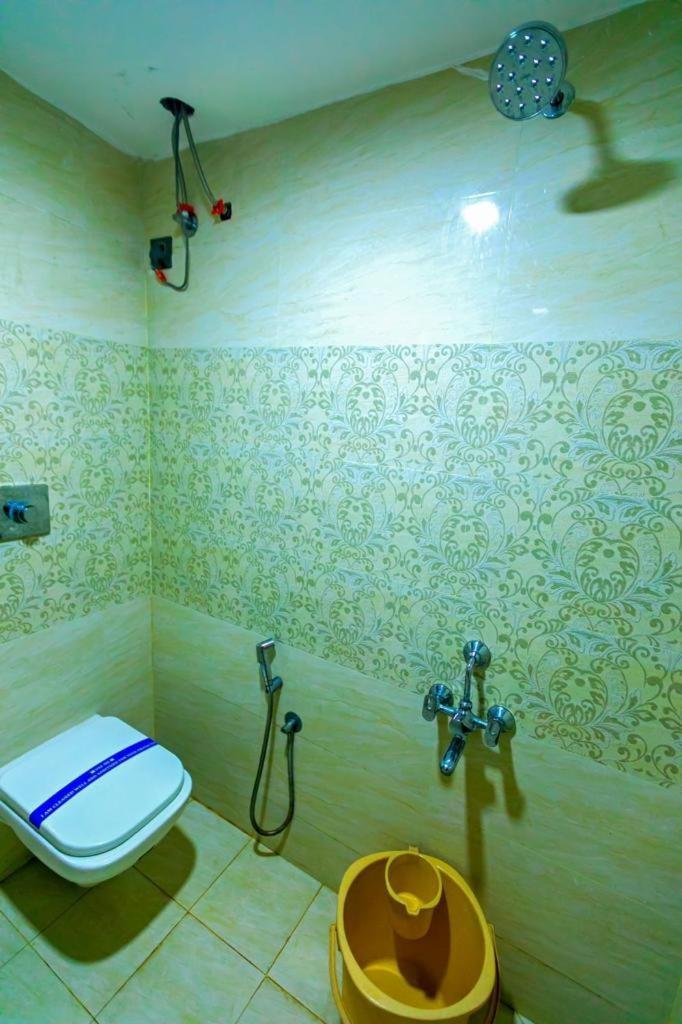 Dreamland Retreat With Swimming Pool Apartamento Kottakuppam Exterior foto
