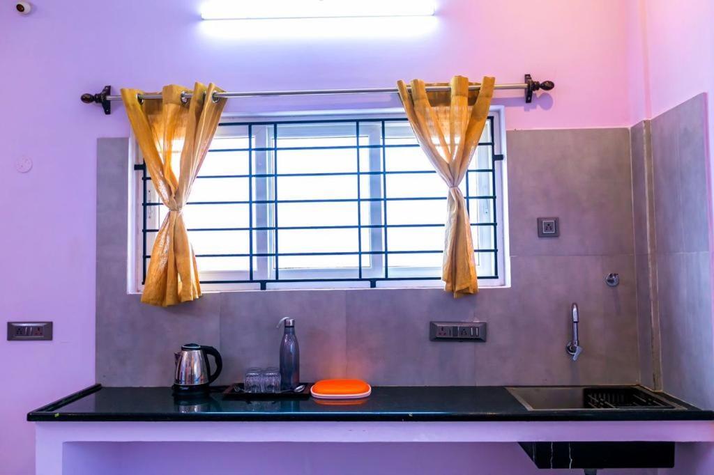Dreamland Retreat With Swimming Pool Apartamento Kottakuppam Exterior foto