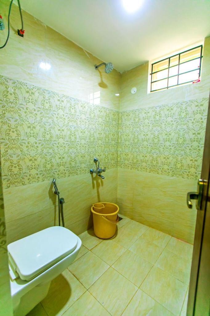 Dreamland Retreat With Swimming Pool Apartamento Kottakuppam Exterior foto