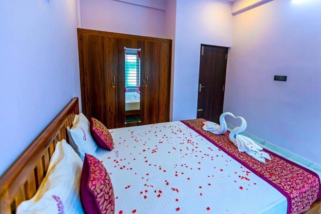 Dreamland Retreat With Swimming Pool Apartamento Kottakuppam Exterior foto
